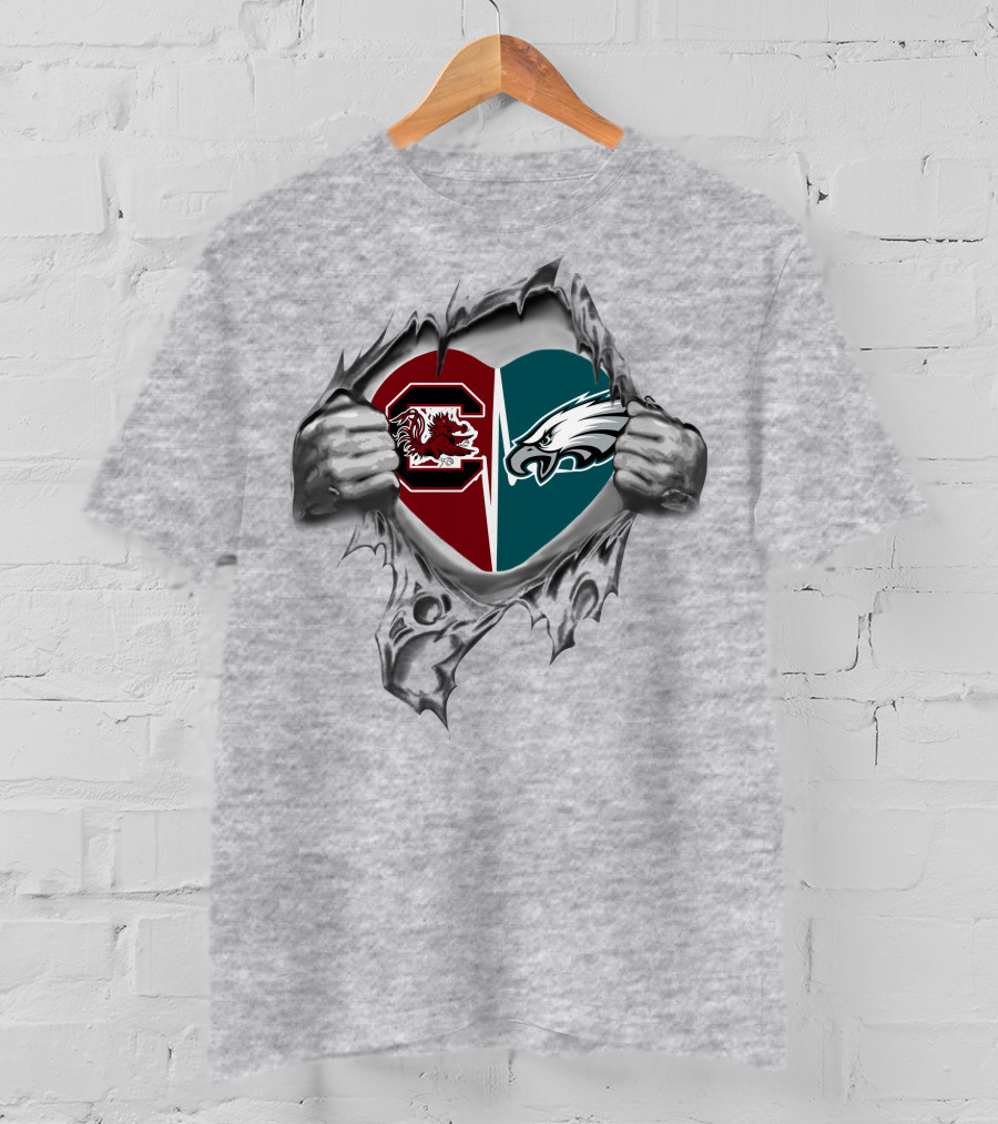 Eagles Gamecocks Heart Logo With Split Design And Hand Rip Effect T-Shirt