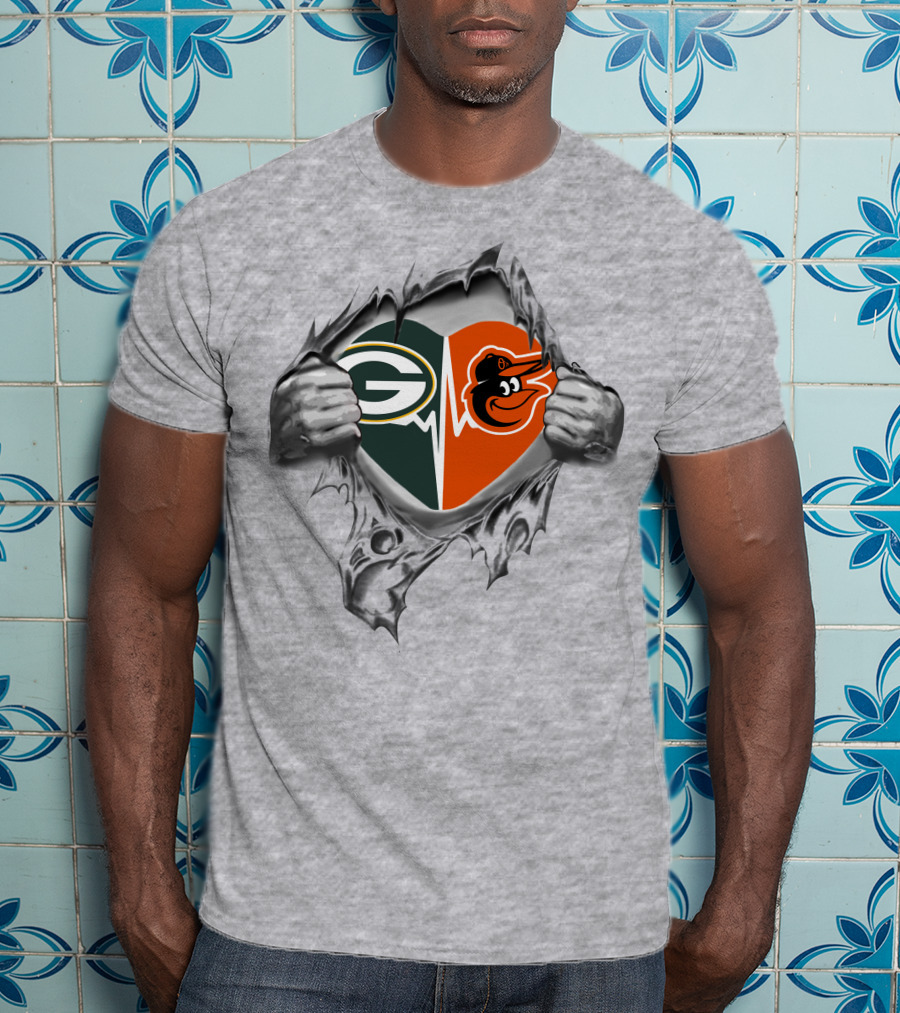 Green Bay Packers Baltimore Orioles Heartbeat Torn Fabric T-Shirt