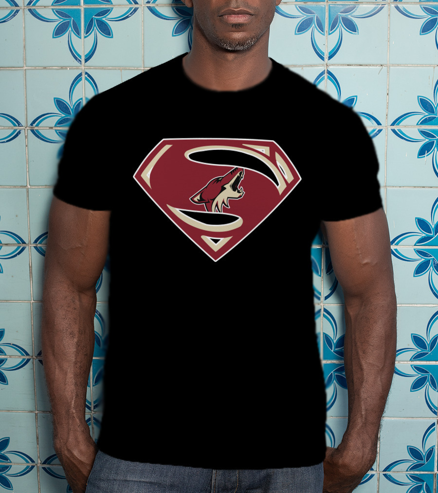 Superman Coyotes Symbol With Howling Coyote Within Red Diamond Crest T-Shirt