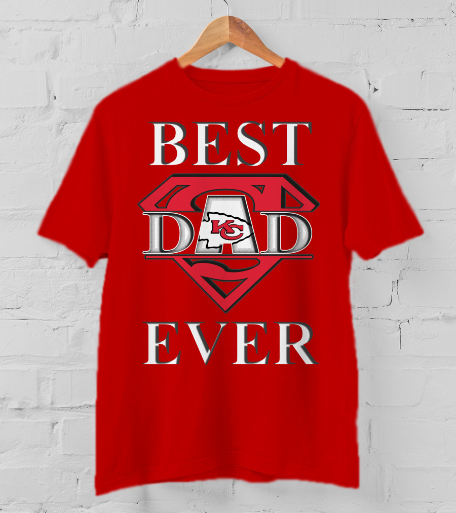 BEST DAD EVER Chiefs Logo Red Superman Shield T-Shirt