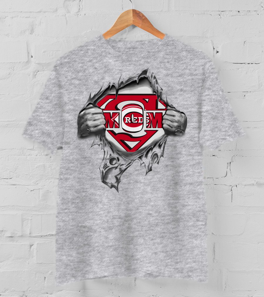 Reds Superman Logo With Torn Shirt Effect T-Shirt