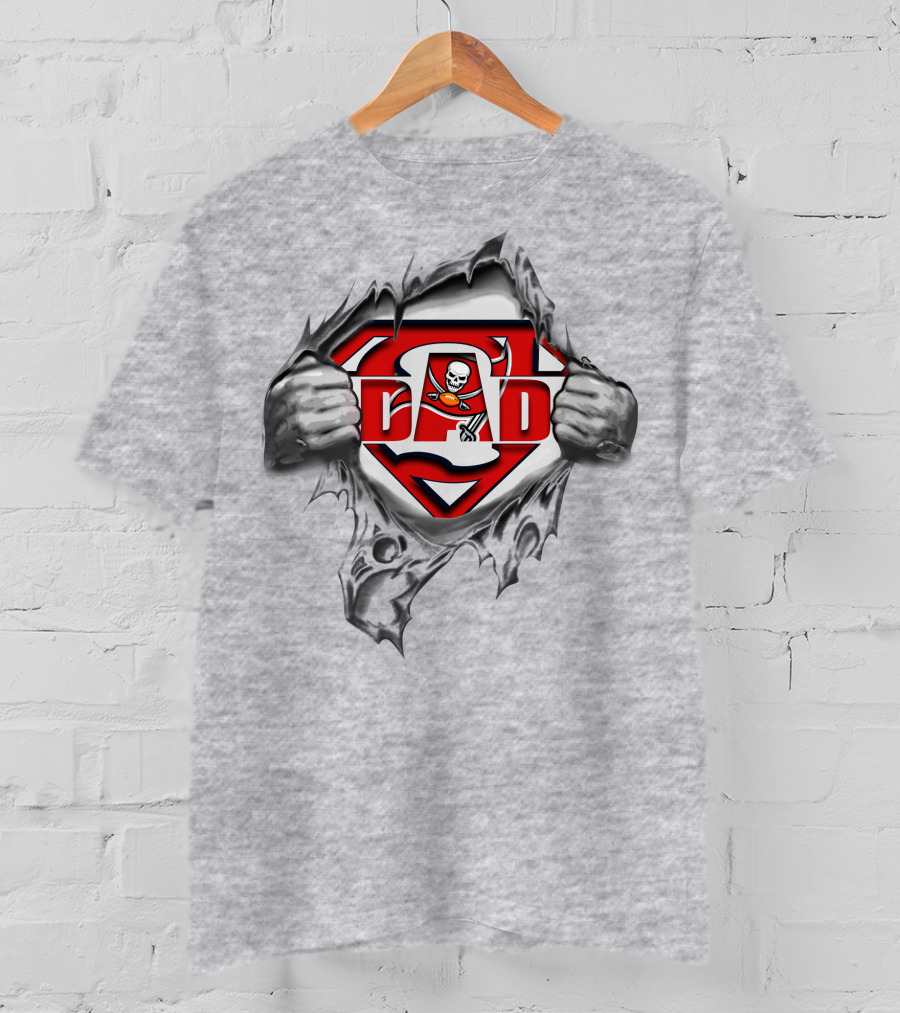 Buccaneers Super Dad Logo With Skull And Crossed Swords Superman Style T-Shirt
