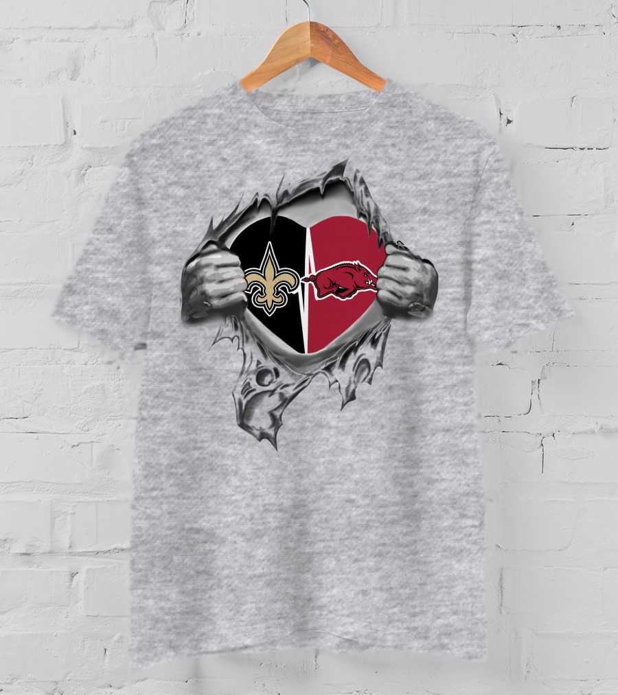 Saints Razorbacks Heart Emblem Fleur-De-Lis Split T-Shirt