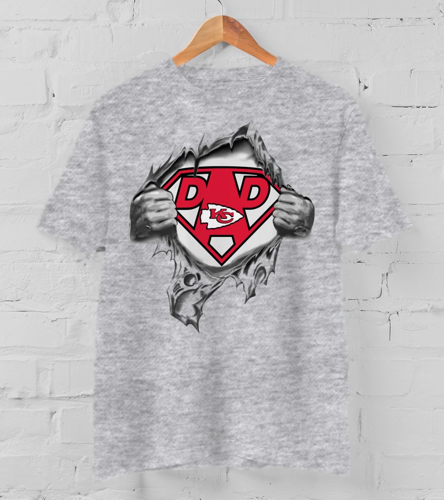 Kansas City Chiefs Super Dad Hero T-Shirt