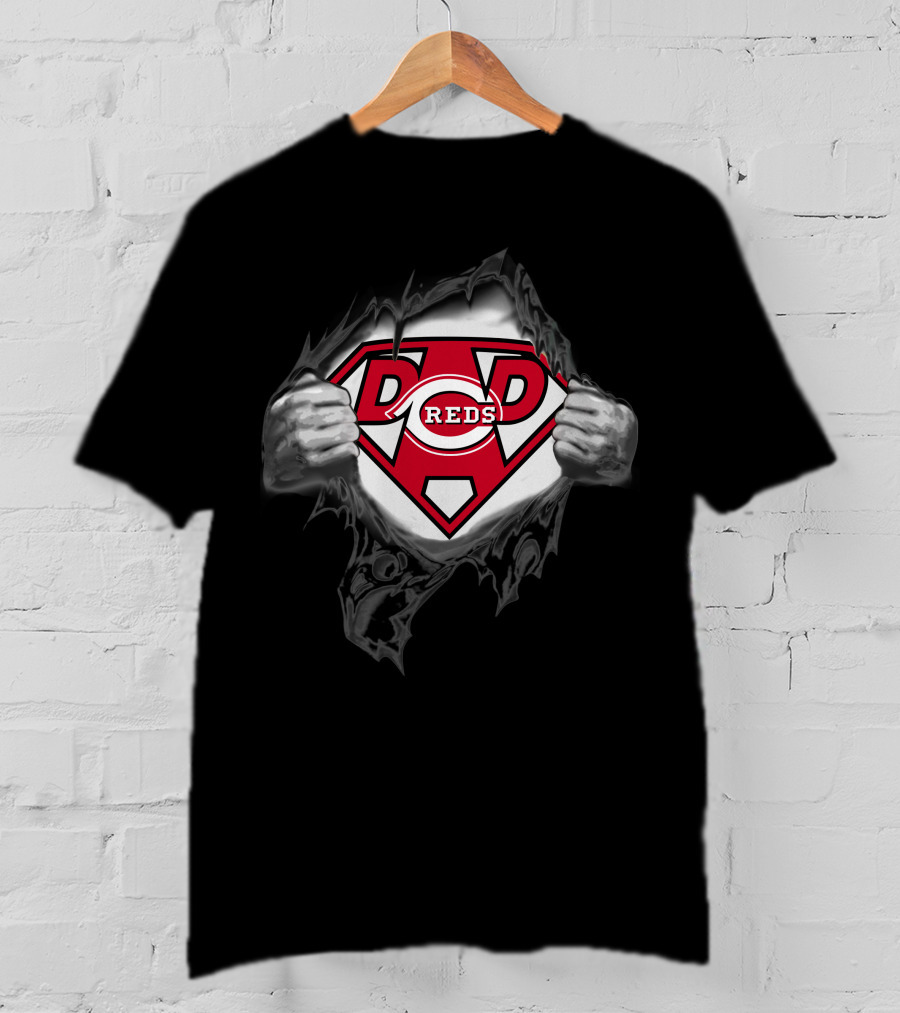 Cincinnati Reds Dad Superman Shield Peeling Effect T-Shirt