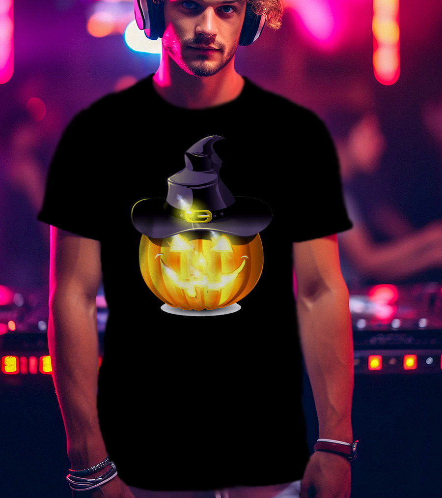 Halloween Pumpkin With Witch Hat And Glowing Smile T-Shirt