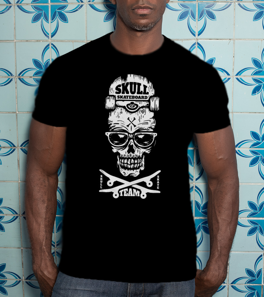 Skull Team Skateboard Halloween Skull Skate Skateboard T-Shirt