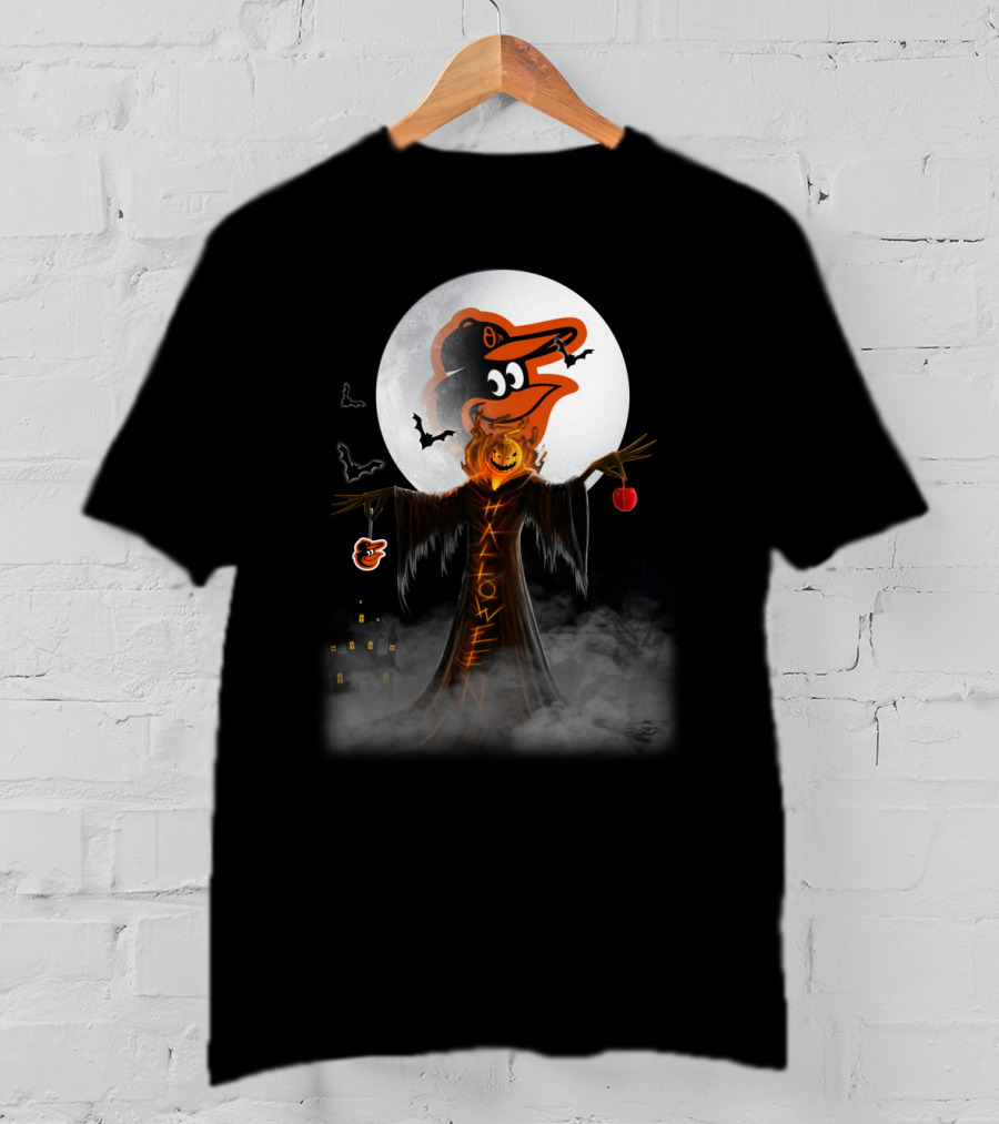 Halloween Baltimore Orioles Spooky Full Moon Scarecrow With Bats T-Shirt