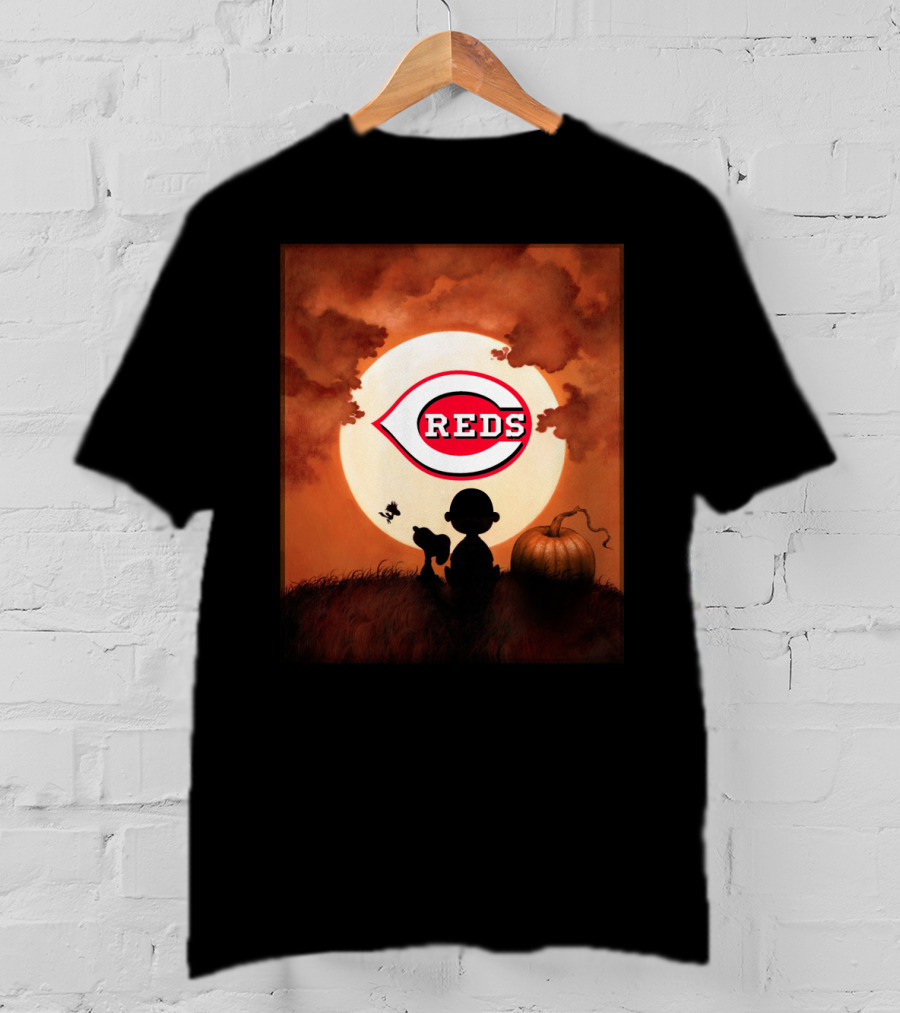 Cincinnati Reds Full Moon Silhouette With Pumpkin T-Shirt