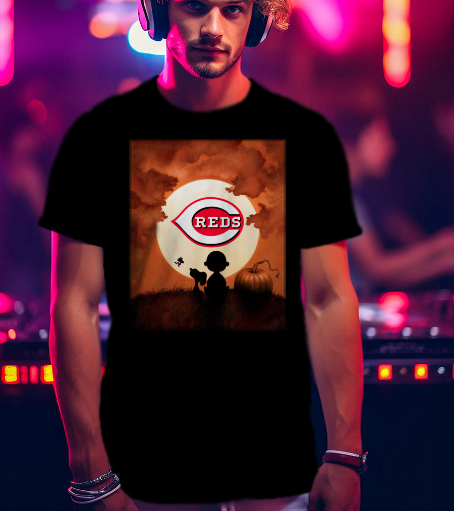 Cincinnati Reds Full Moon Silhouette With Pumpkin T-Shirt