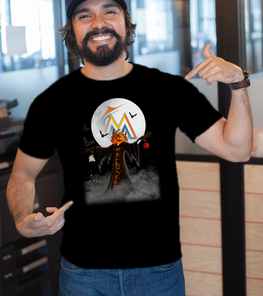 Halloween Miami Marlins Pumpkin Moon Bats And Haunted Castle T-Shirt