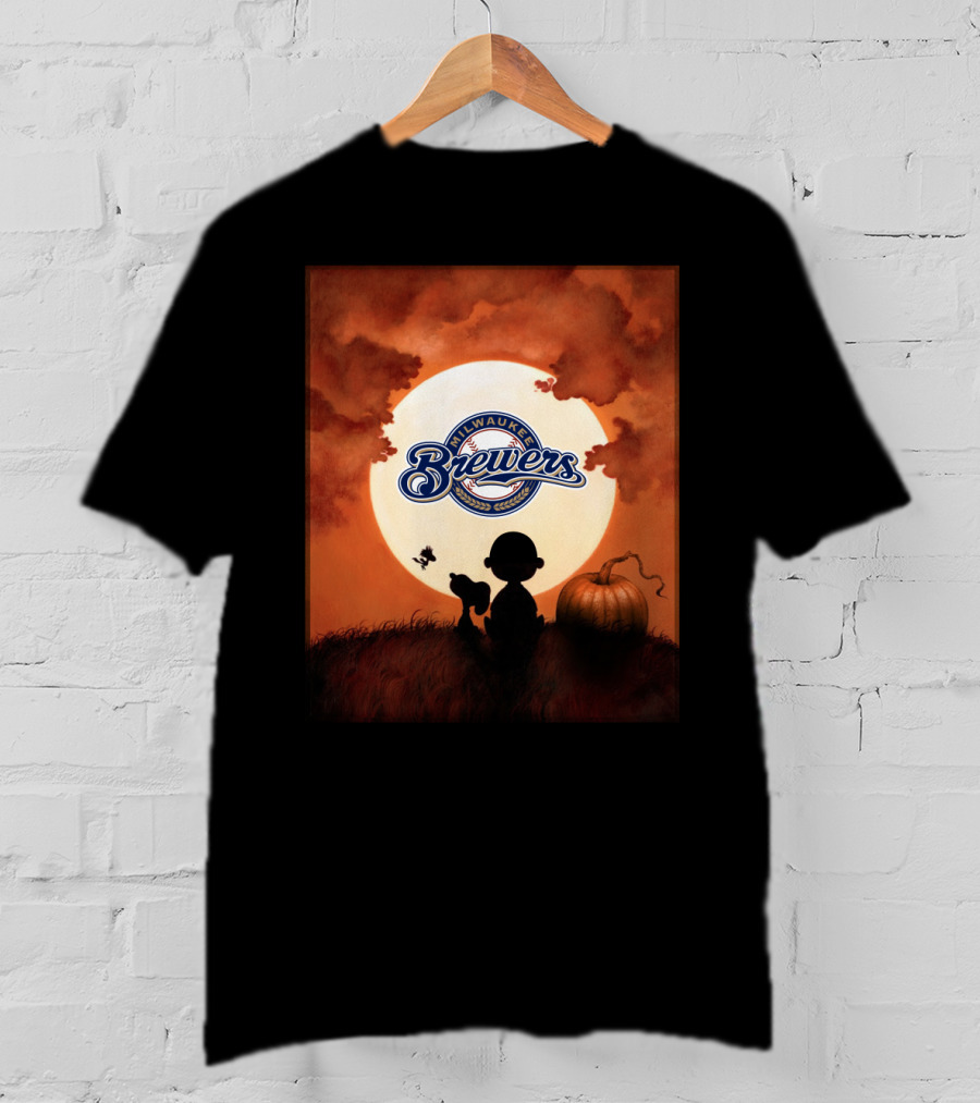 Milwaukee Brewers Halloween Full Moon Pumpkin Scene T-Shirt