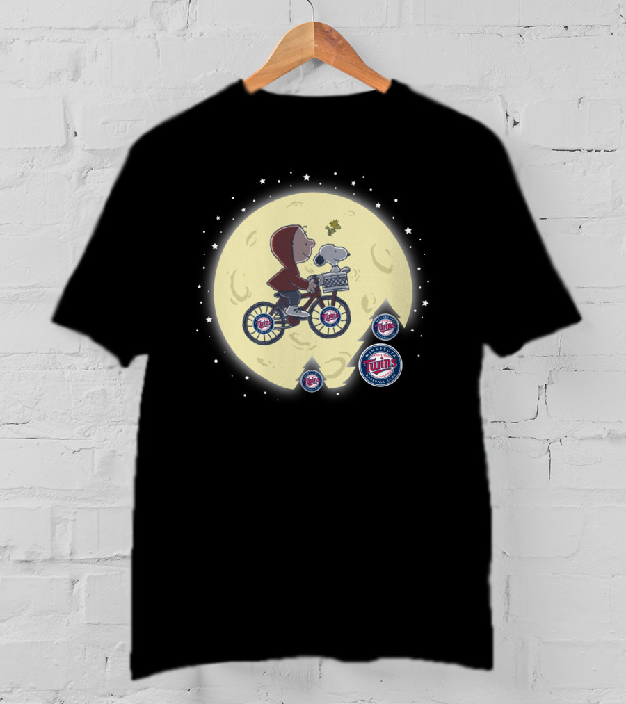 Minnesota Twins Peanuts Moon Bicycle E.t. Crossover Scene T-Shirt