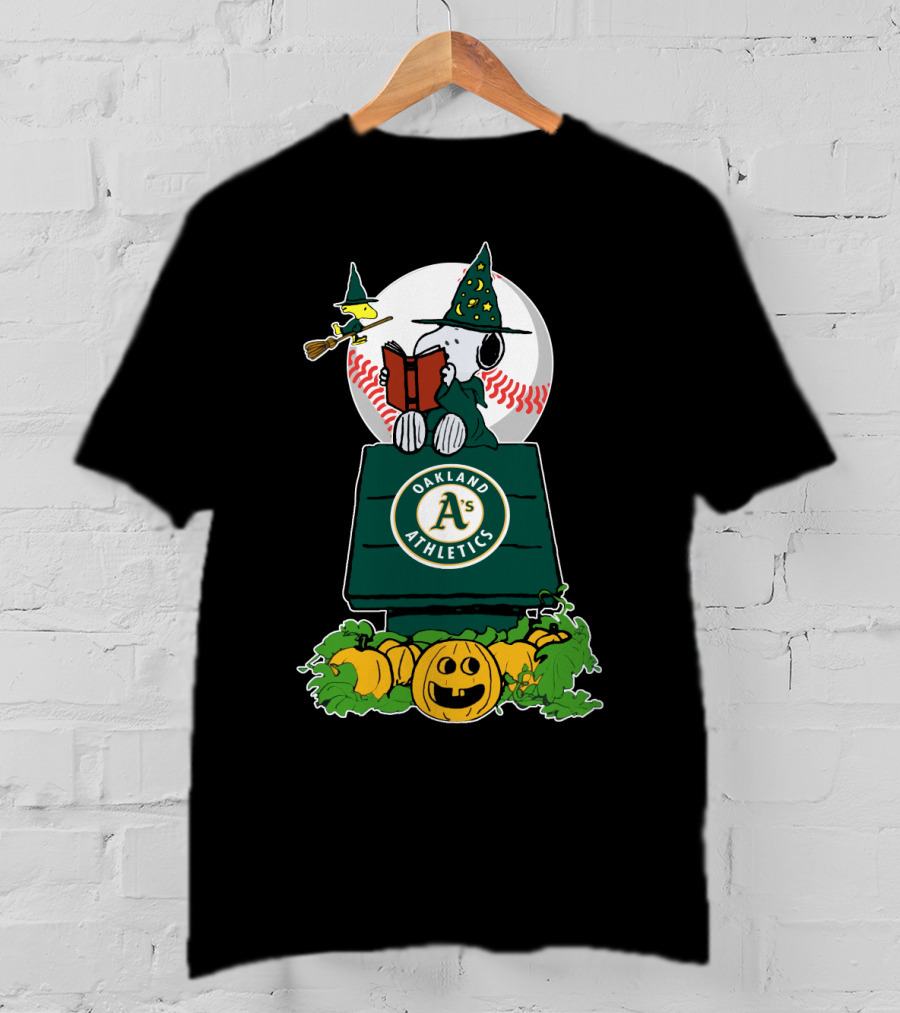 Oakland Athletics Halloween Snoopy And Woodstock Pumpkin Scene T-Shirt