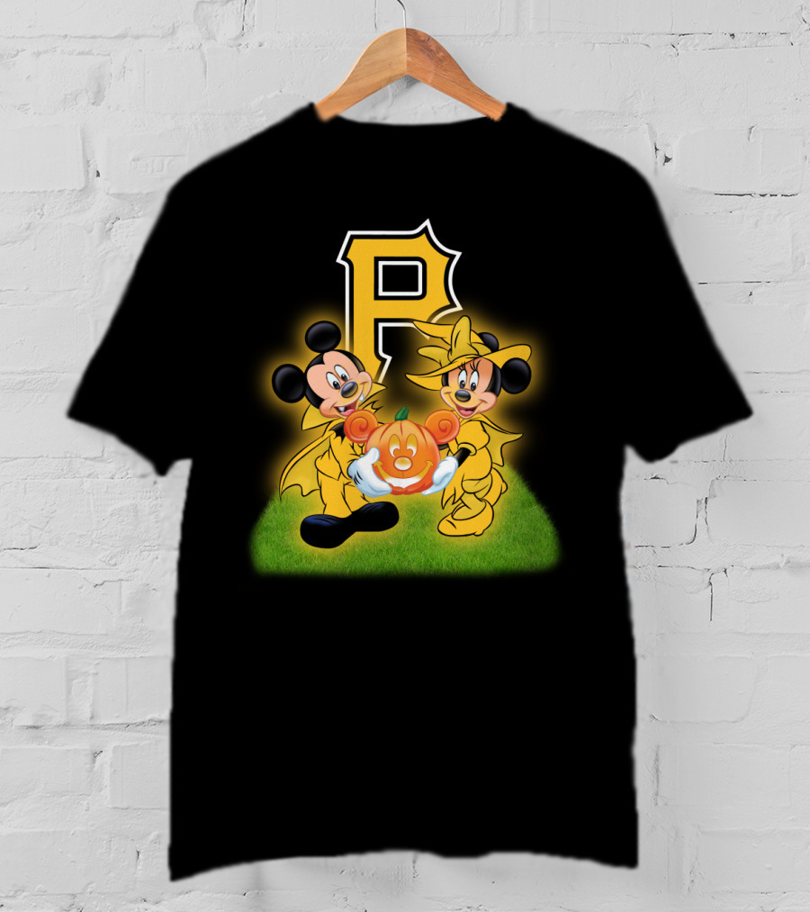 Pittsburgh Pirates Halloween Mickey And Minnie With Pumpkin T-Shirt