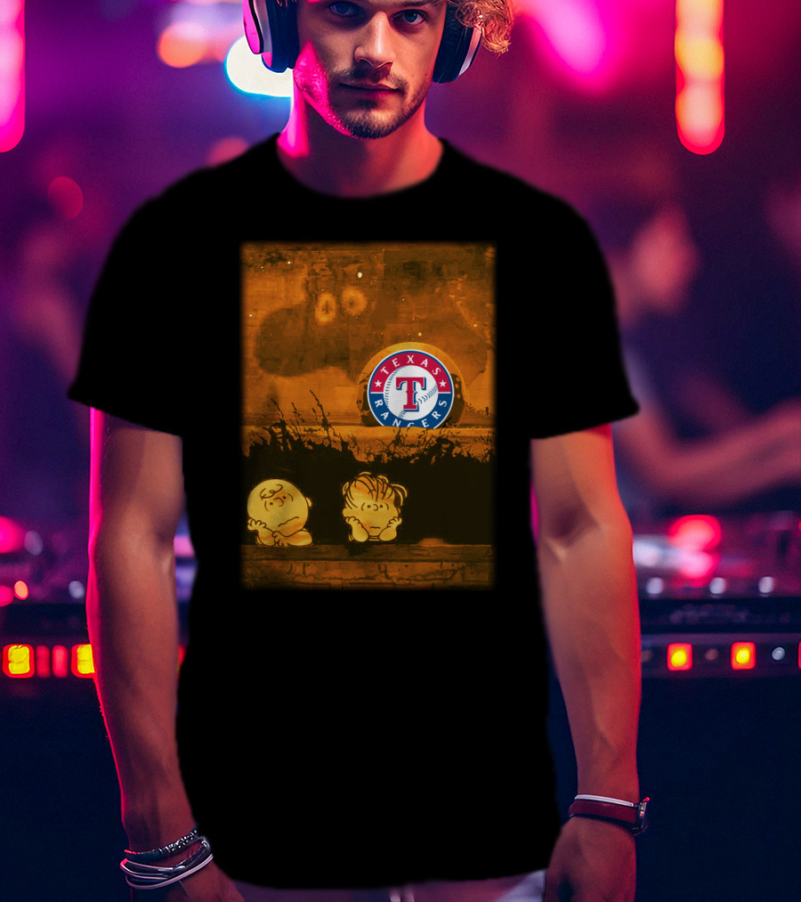 Texas Rangers Peanuts Halloween Charlie Brown Linus Pumpkin Patch T-Shirt