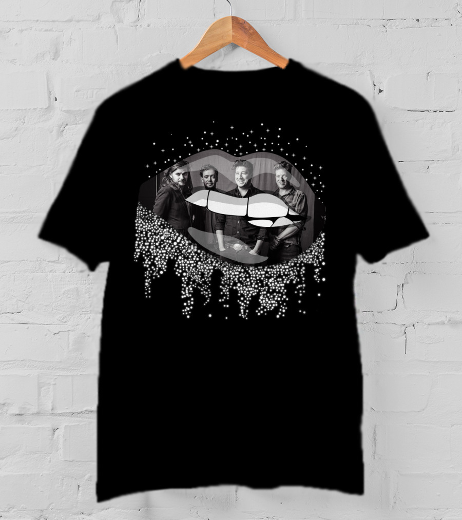Mumford And Sons Black And White Lip Silhouette Band Members Photo T-Shirt