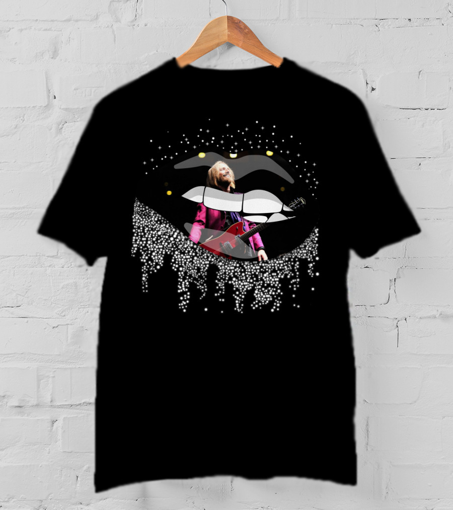 Tom Petty Lips Black White Dots Guitar Rockstar T-Shirt