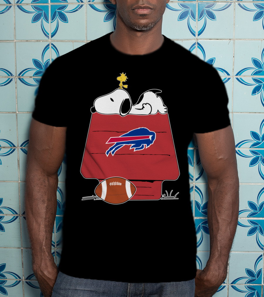 Snoopy Buffalo Bills Football Doghouse With Woodstork T-Shirt