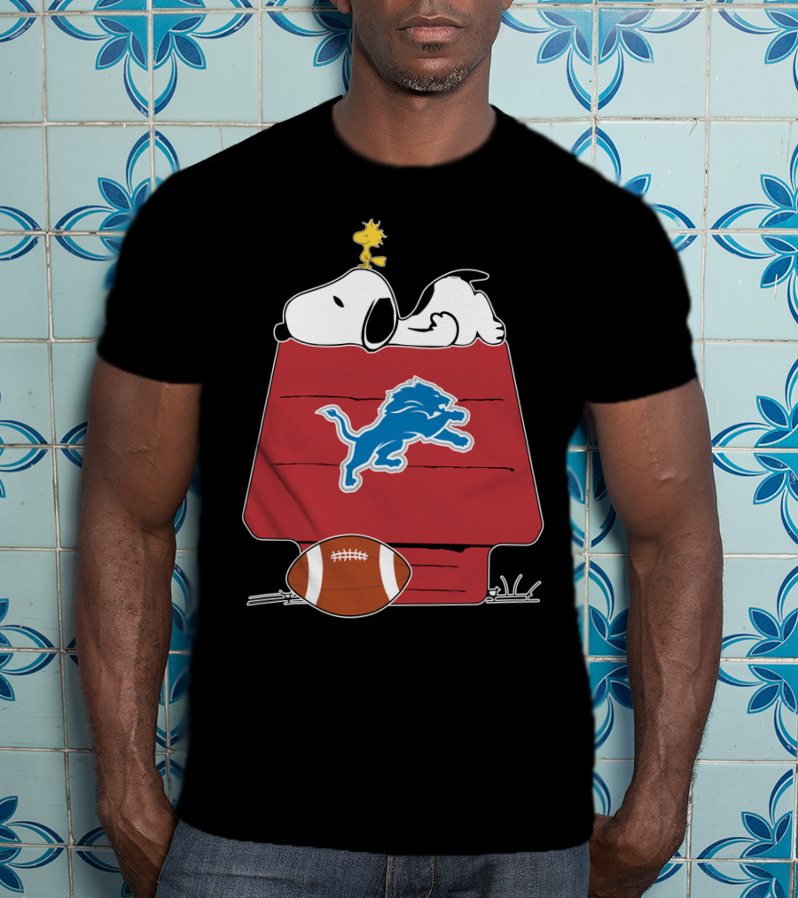 Detroit Lions Snoopy Woodstock Football T-Shirt