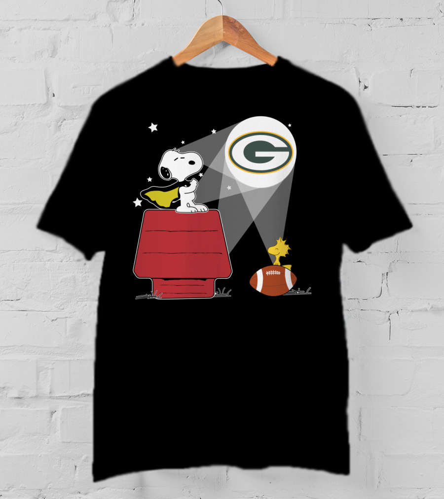 Snoopy Woodstock Green Bay Packers Football Bat Signal T-Shirt