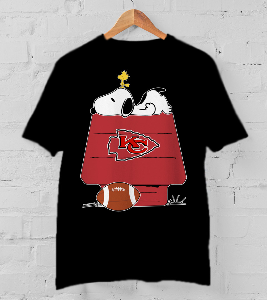 Kansas City Chiefs Kc Snoopy Doghouse Football T-Shirt