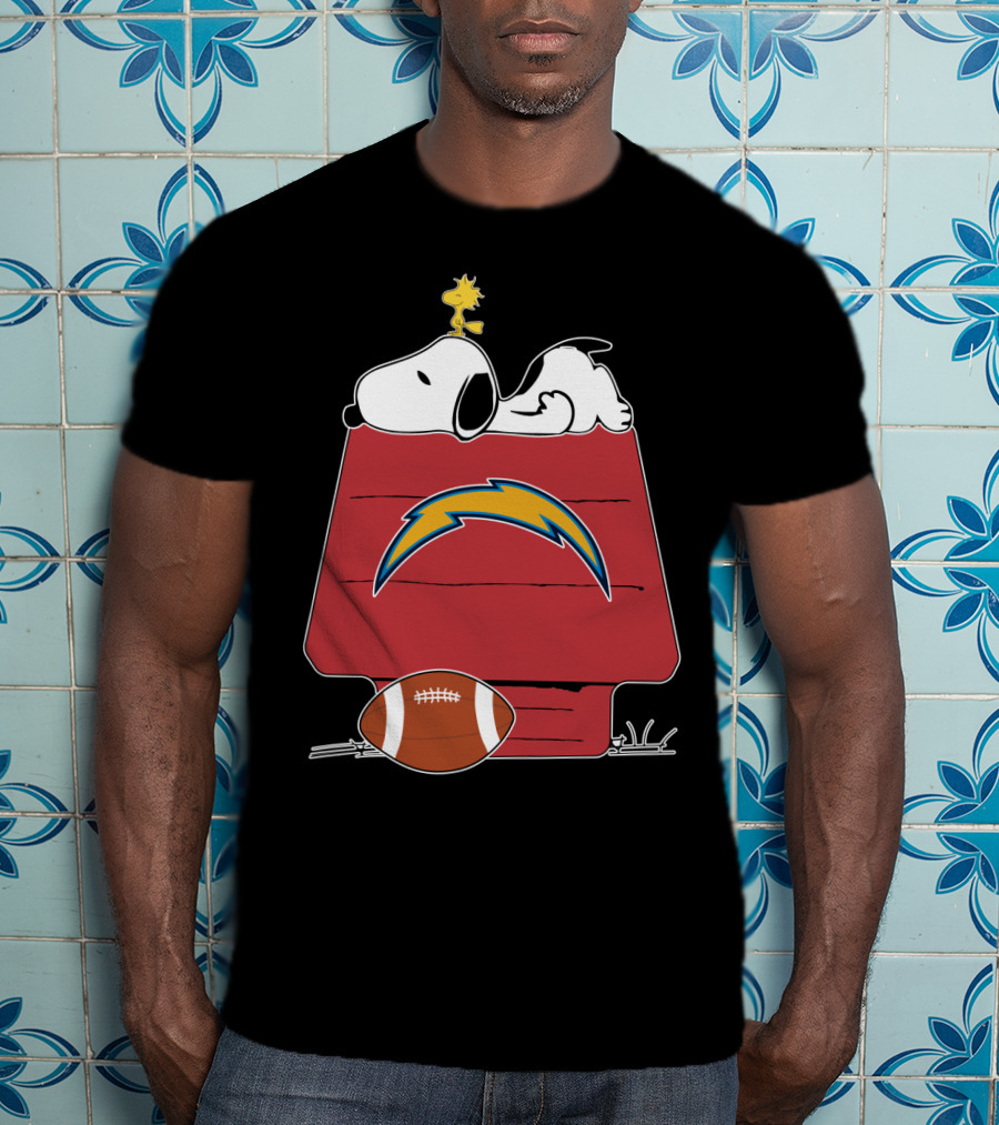 Snoopy And Woodstock Los Angeles Chargers Football Doghouse T-Shirt