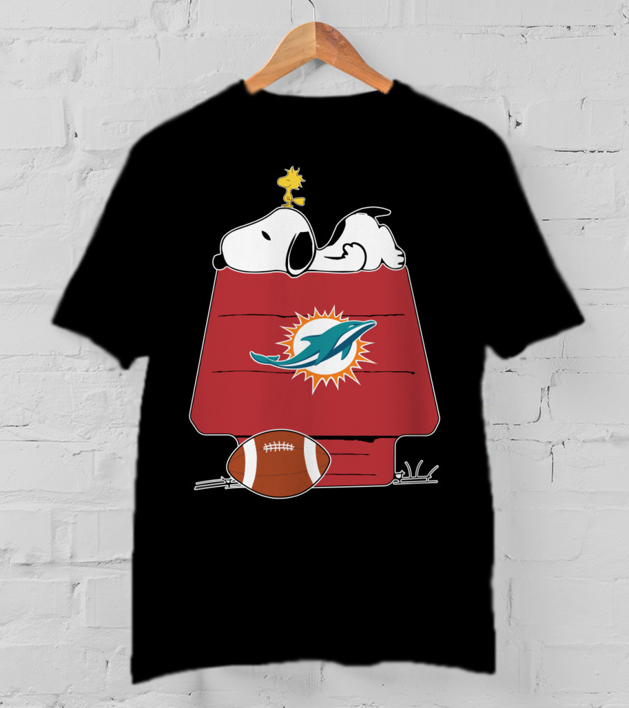 Snoopy And Woodstock Miami Dolphins Football House T-Shirt