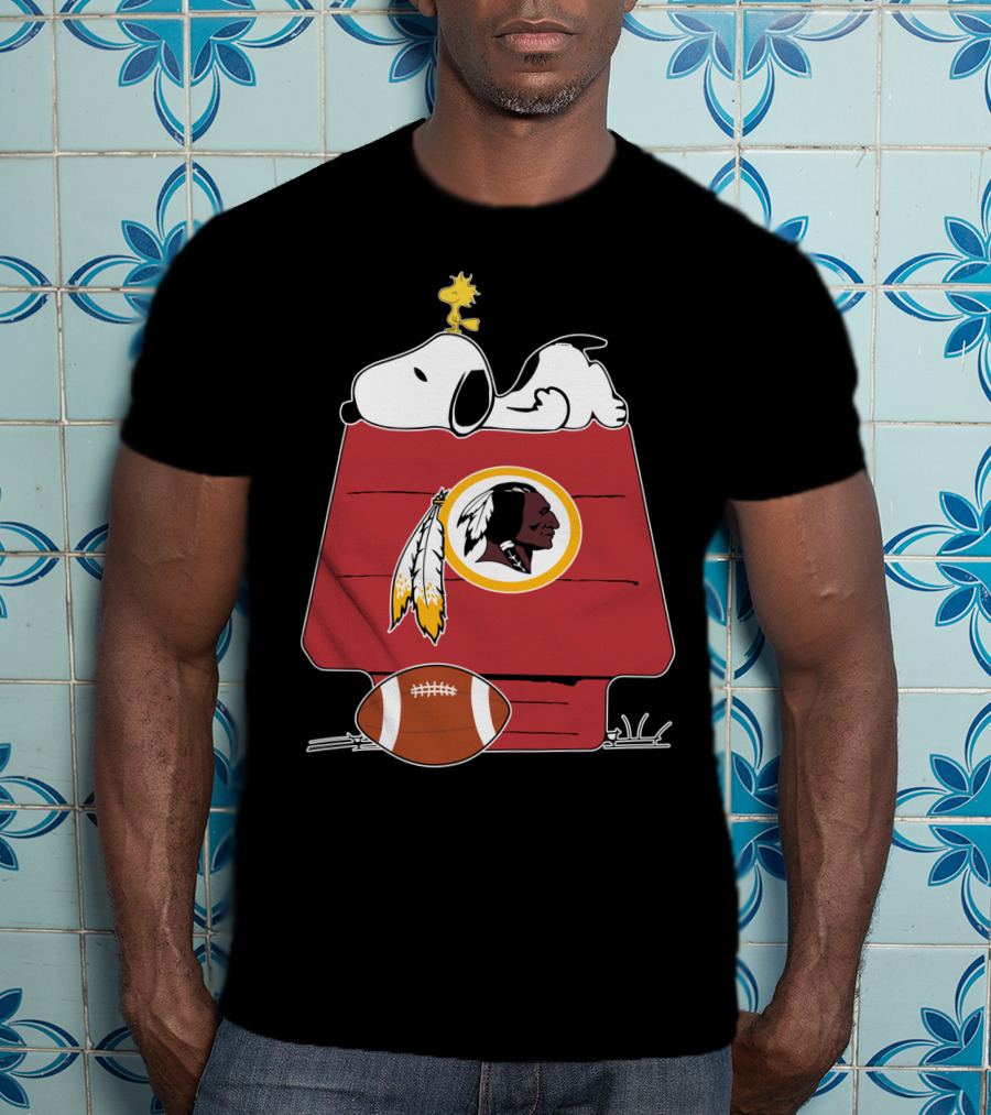 Snoopy And Woodstock With Washington Redskins Iconic Logo Football T-Shirt