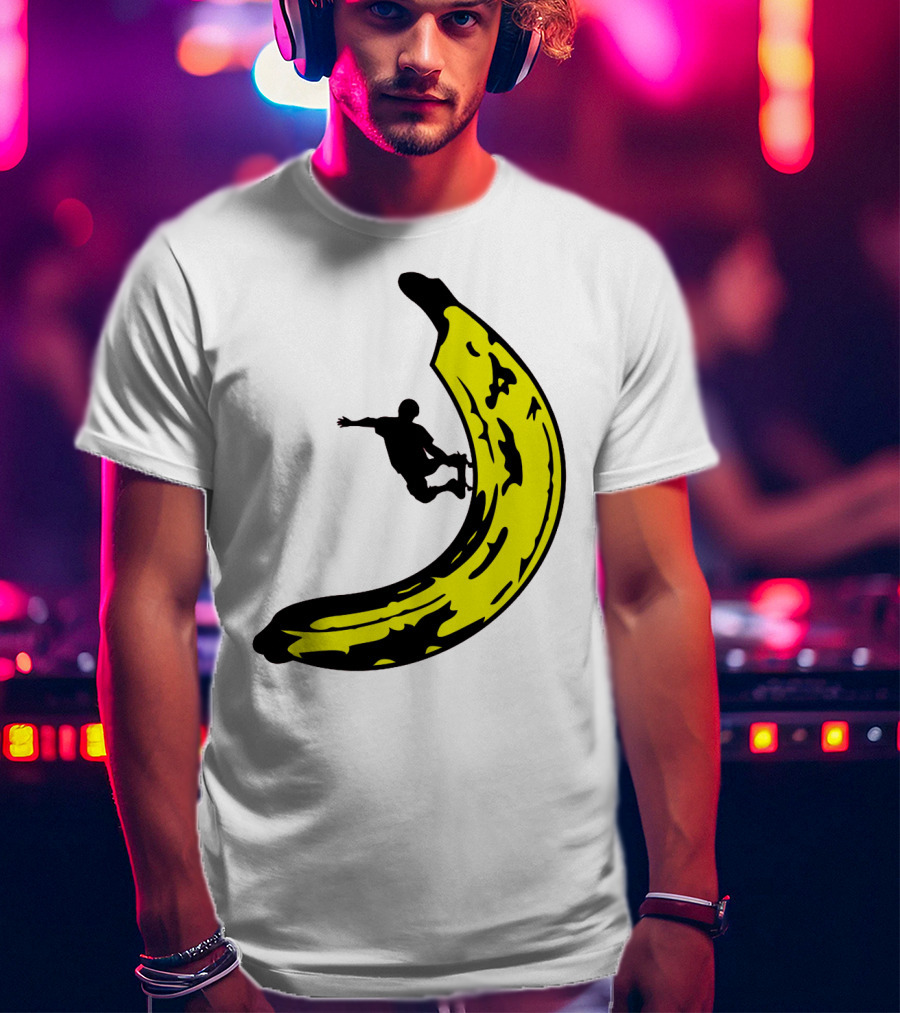 Banana Shaped Skateboard Ramp With Silhouette Skater Jumping T-Shirt