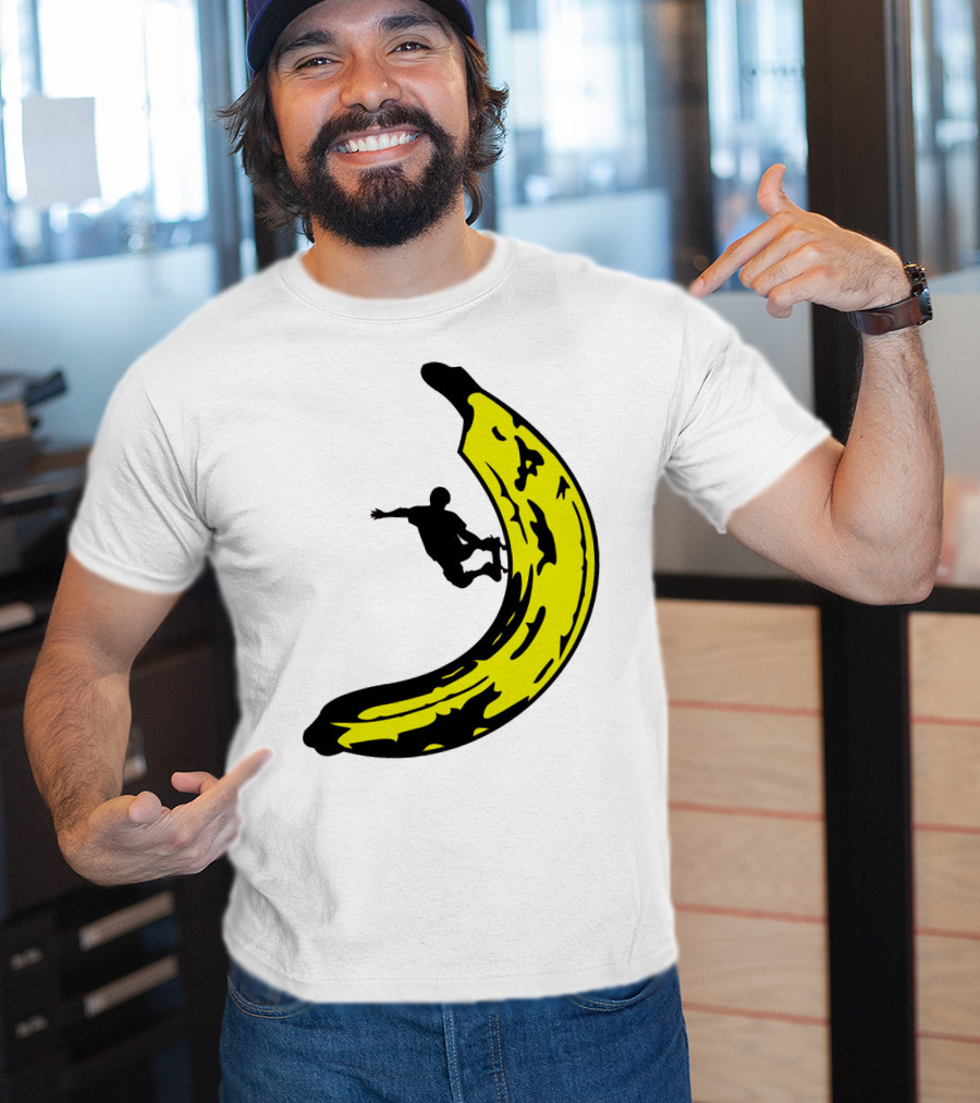 Banana Shaped Skateboard Ramp With Silhouette Skater Jumping T-Shirt