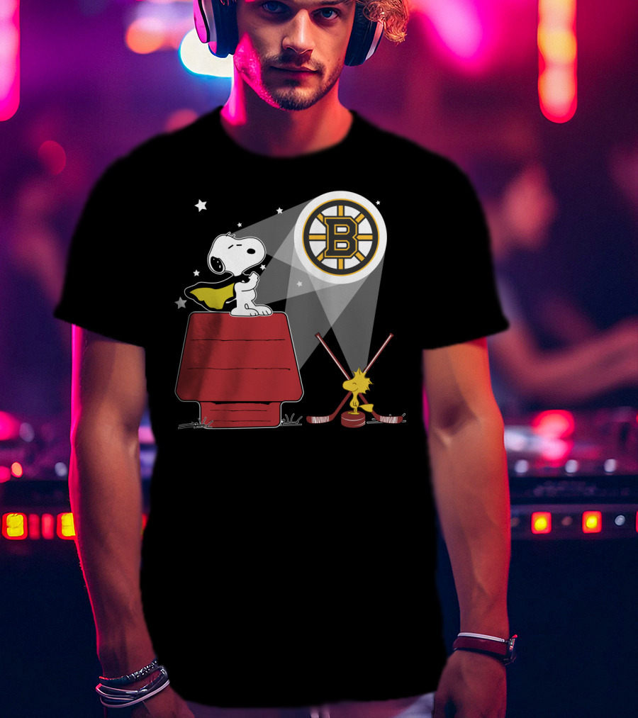 Boston Bruins Snoopy And Woodstock Lighthouse House T-Shirt