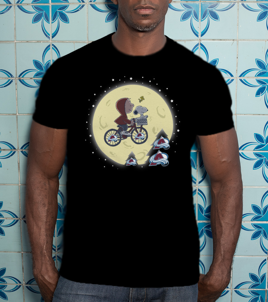 Charlie Brown Snoopy Colorado Avalanche Halloween Moon Scene T-Shirt