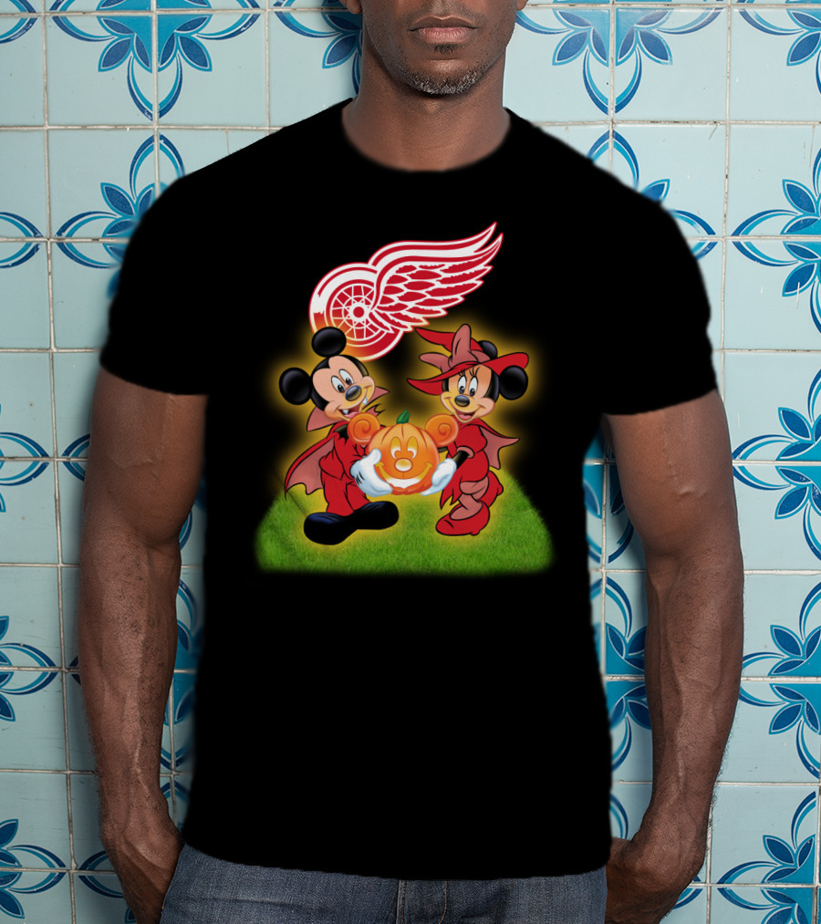 Detroit Red Wings Mickey And Minnie Halloween Pumpkin T-Shirt