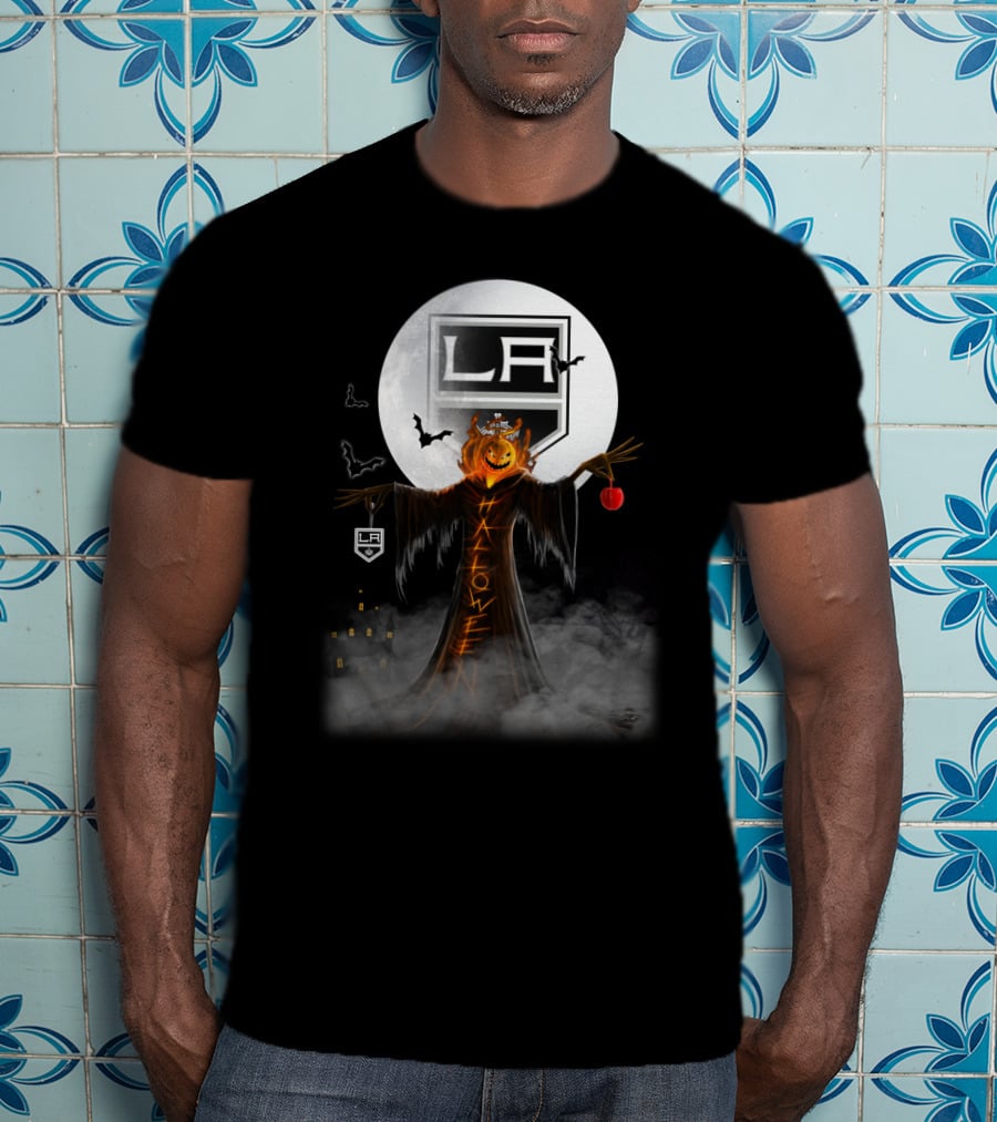 Halloween La Kings Pumpkin Head With Bats And Fog T-Shirt