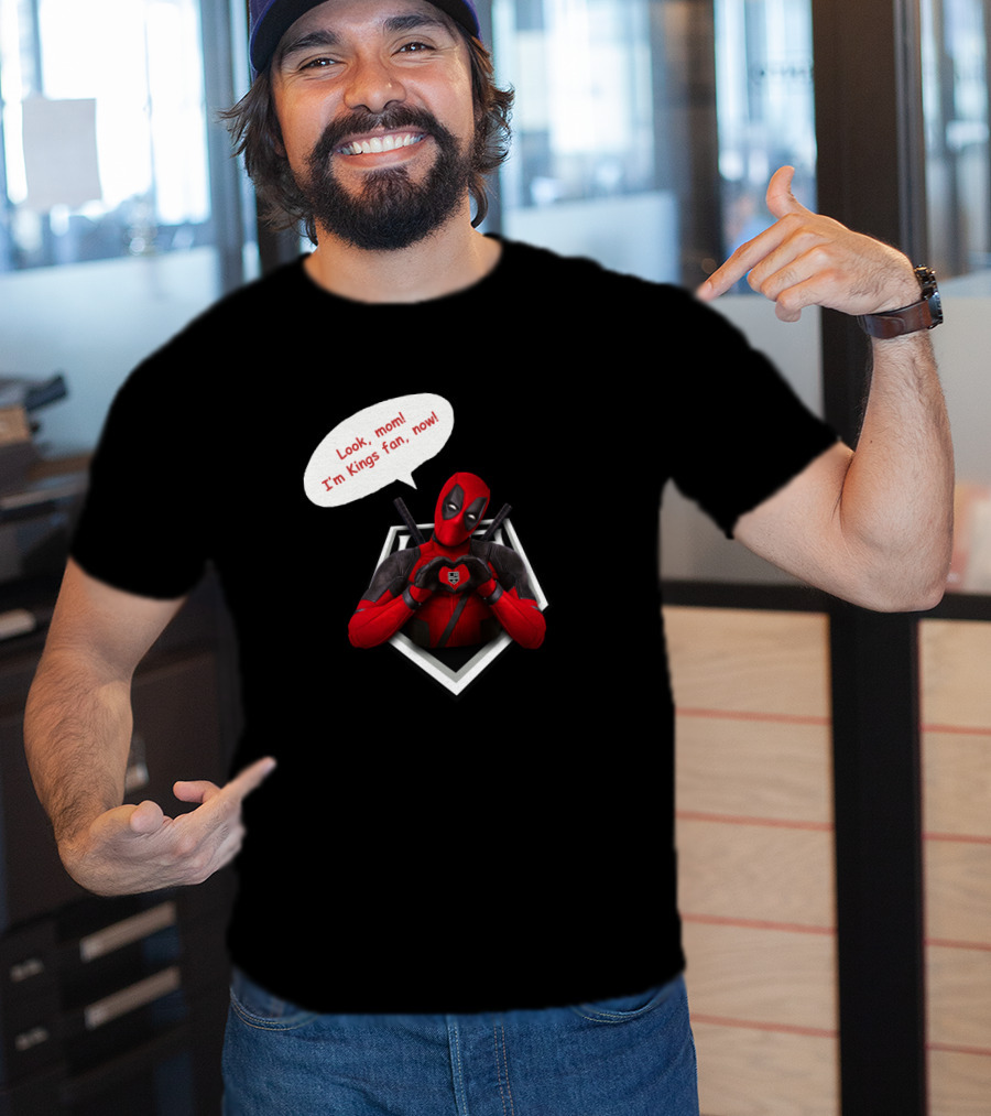 Deadpool LA Kings Fan Comic Style Humor Look, Mom I'm Kings Fan, Now T-Shirt