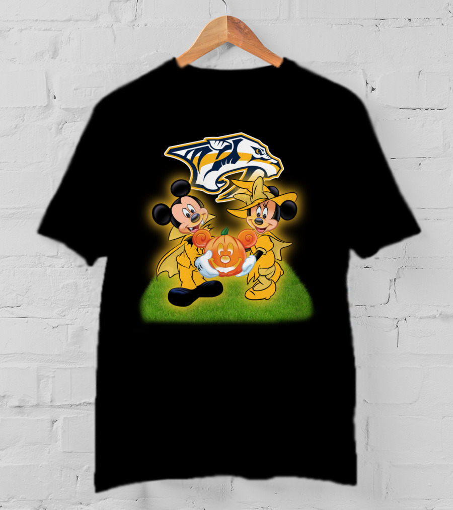 Mickey And Minnie Halloween Nashville Predators Pumpkin T-Shirt