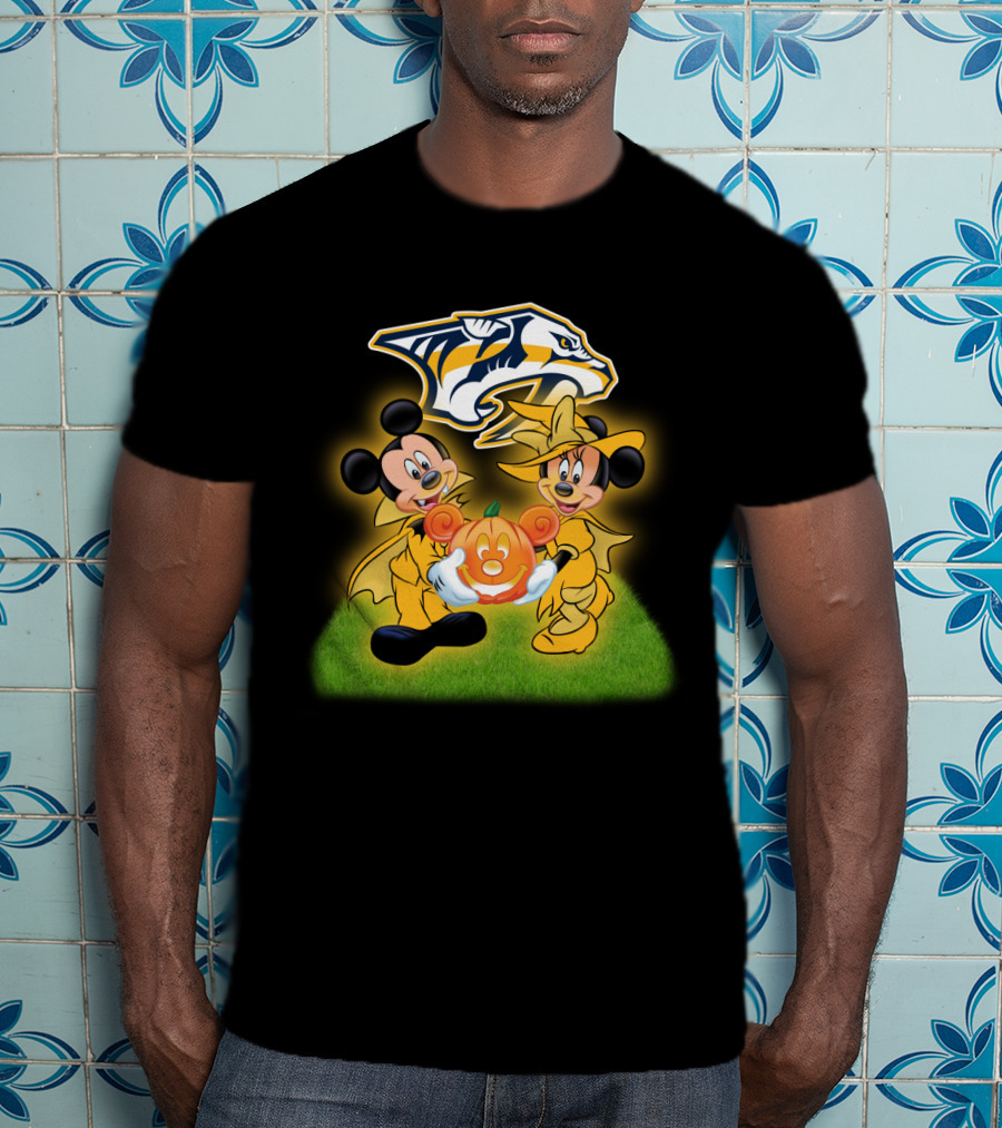 Mickey And Minnie Halloween Nashville Predators Pumpkin T-Shirt