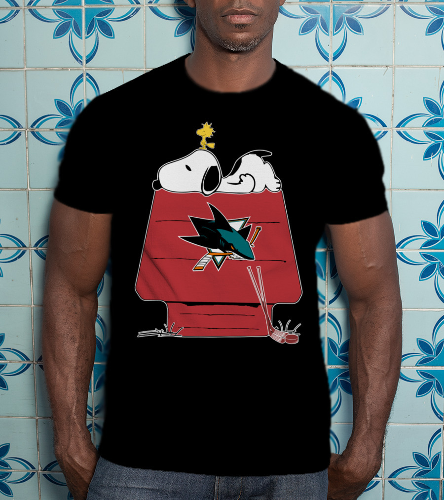 Snoopy And Woodstock On Doghouse With San Jose Sharks Logo And Hockey Sticks T-Shirt