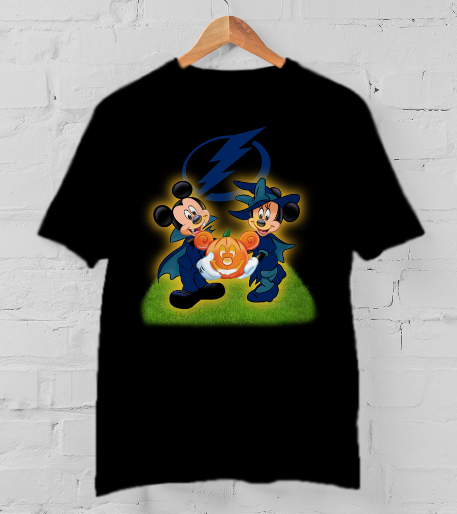 Halloween Tampa Bay Lightning Mickey And Minnie With Pumpkin T-Shirt