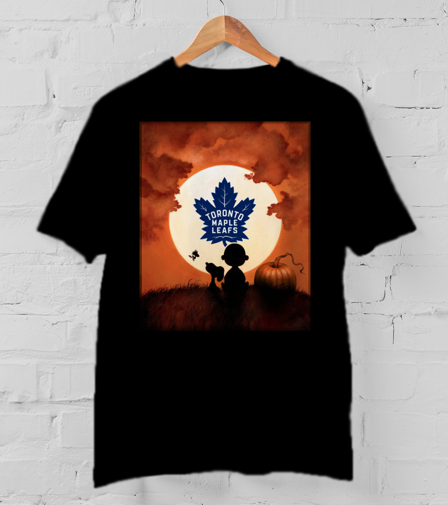 Toronto Maple Leafs Halloween Moon Silhouette With Pumpkin T-Shirt