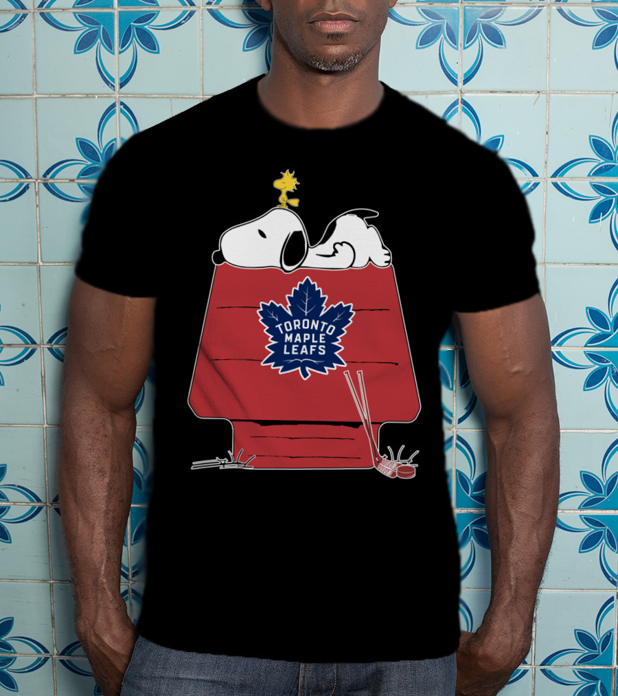 Snoopy And Woodstock With Toronto Maple Leafs Logo On Red House With Hockey Sticks T-Shirt
