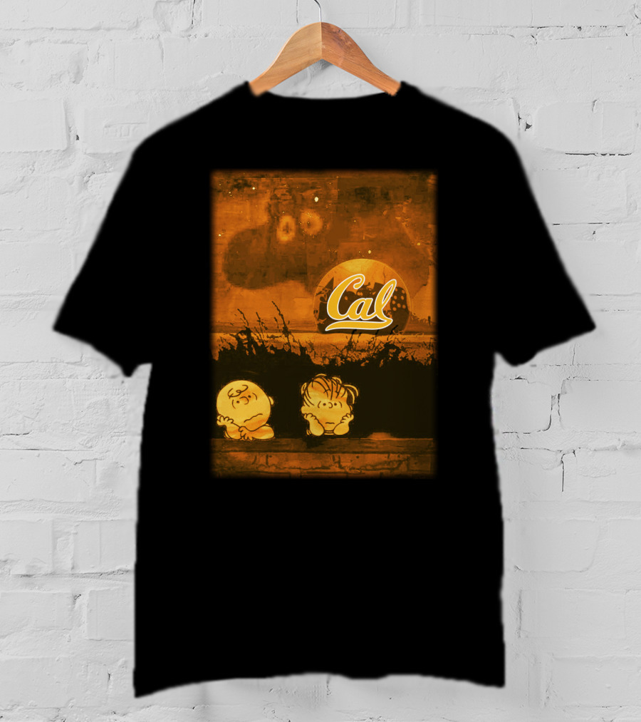 Cal Halloween Football With Charlie Brown And Linus Great Pumpkin T-Shirt