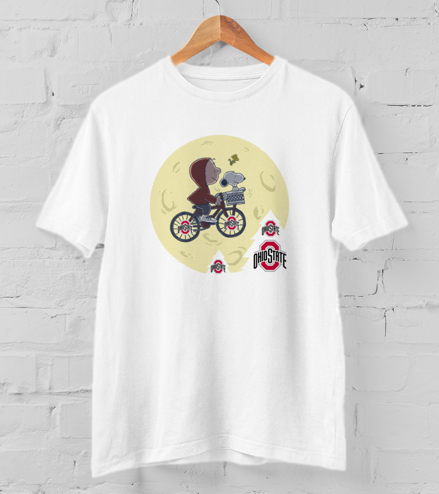 Ohio State Buckeyes Halloween Moon Ride With Beagle And Bicycle T-Shirt