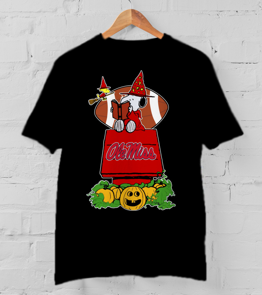 Ole Miss Peanuts Halloween Football Snoopy Woodstock Pumpkins T-Shirt