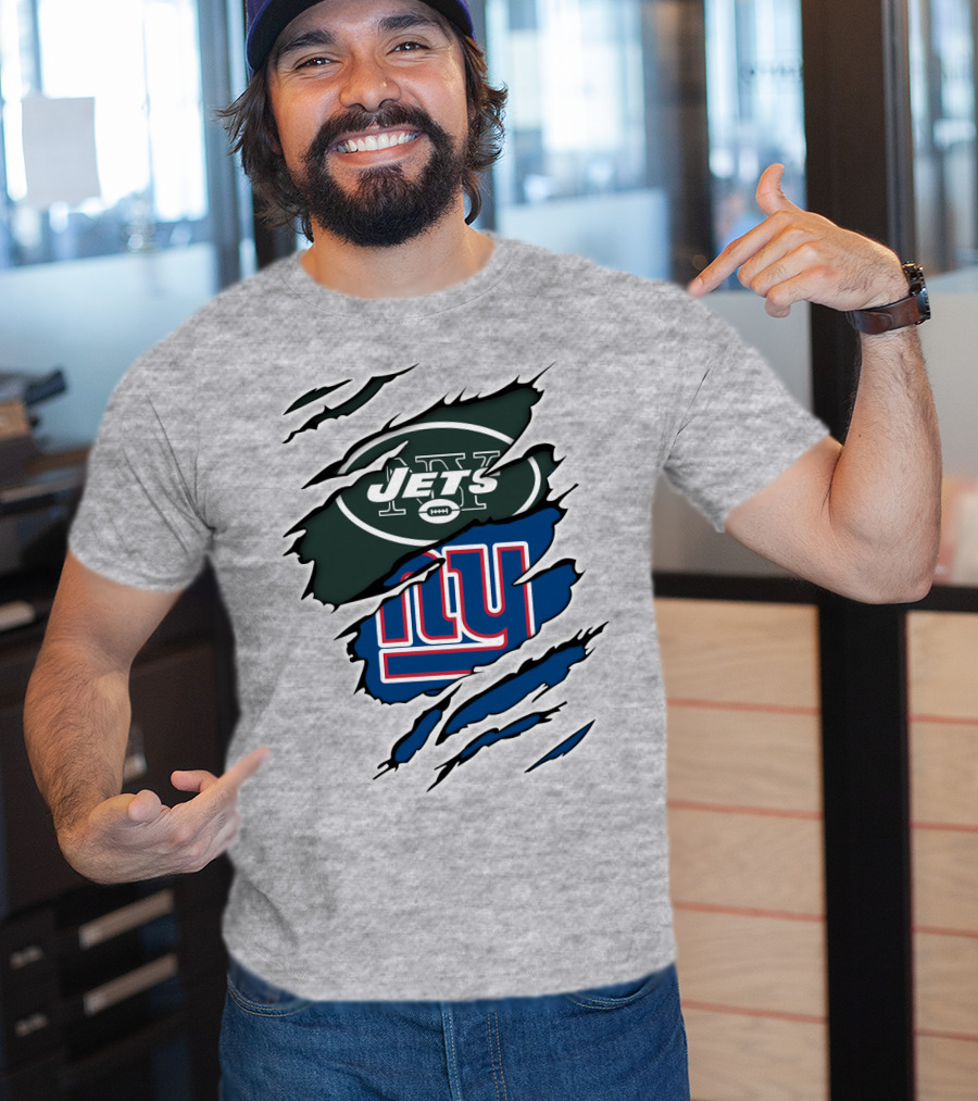 New York Jets Giants Football Rivalry Claw Marks T-Shirt