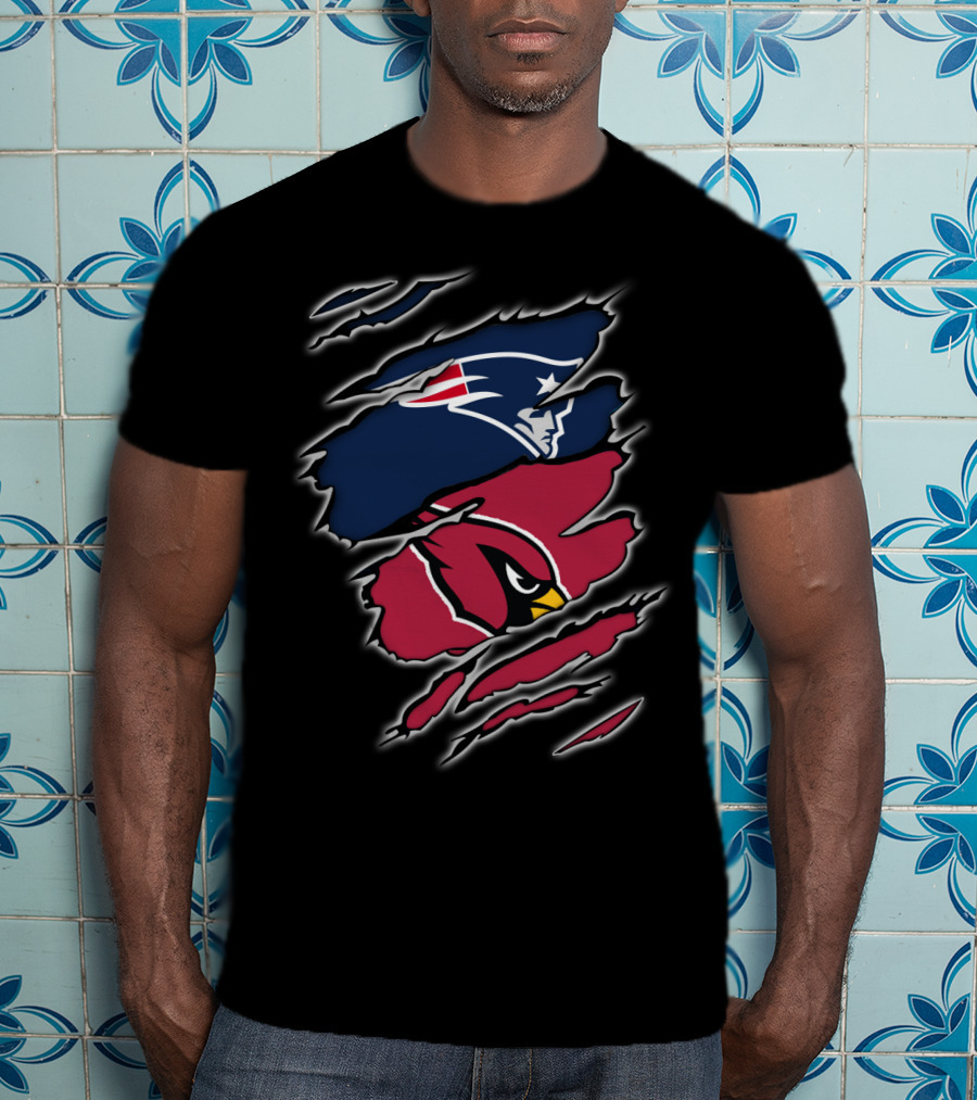 New England Patriots Arizona Cardinals Logos Ripped T-Shirt