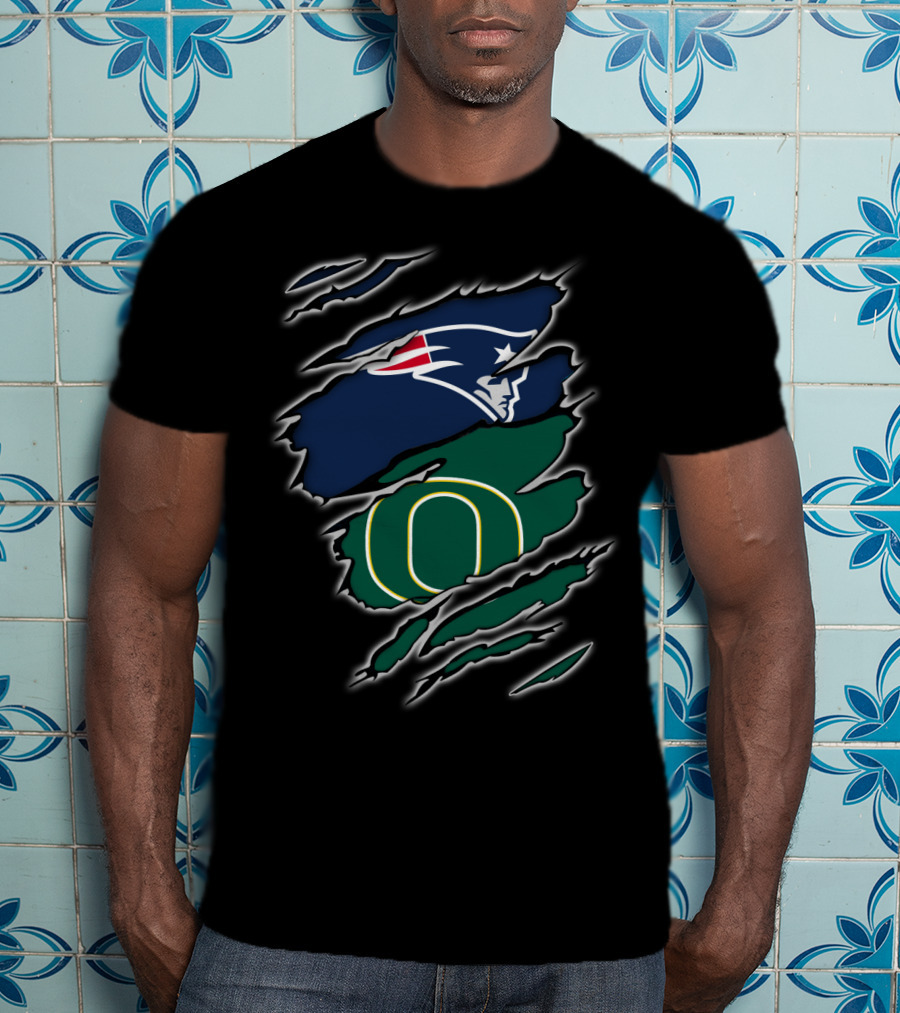 New England Patriots And Oregon Ducks Logos Torn Claw Marks Display T-Shirt