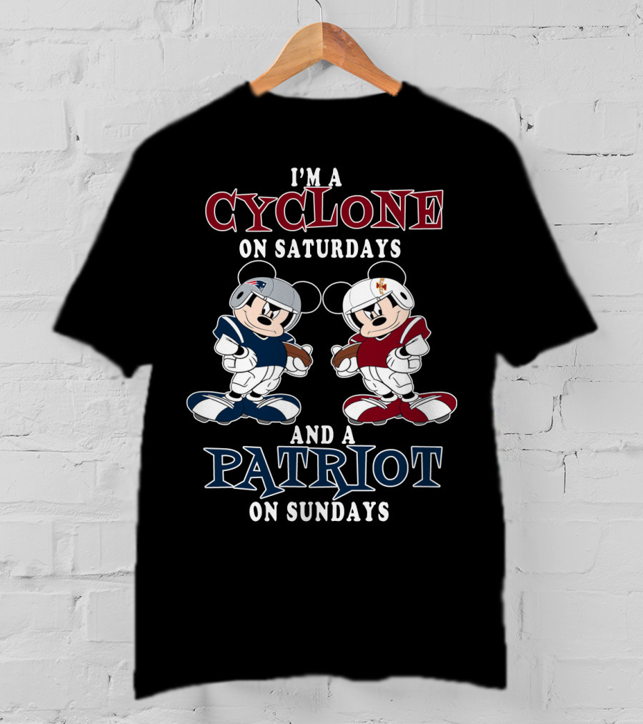 Iowa Cyclone Patriot Mickey Football Saturdays And Sundays T-Shirt