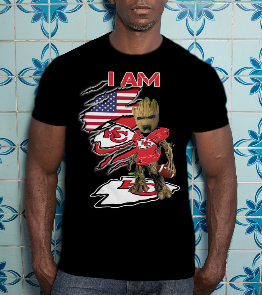 I Am Kc Chiefs Groot American Football Fan Usa Flag T-Shirt